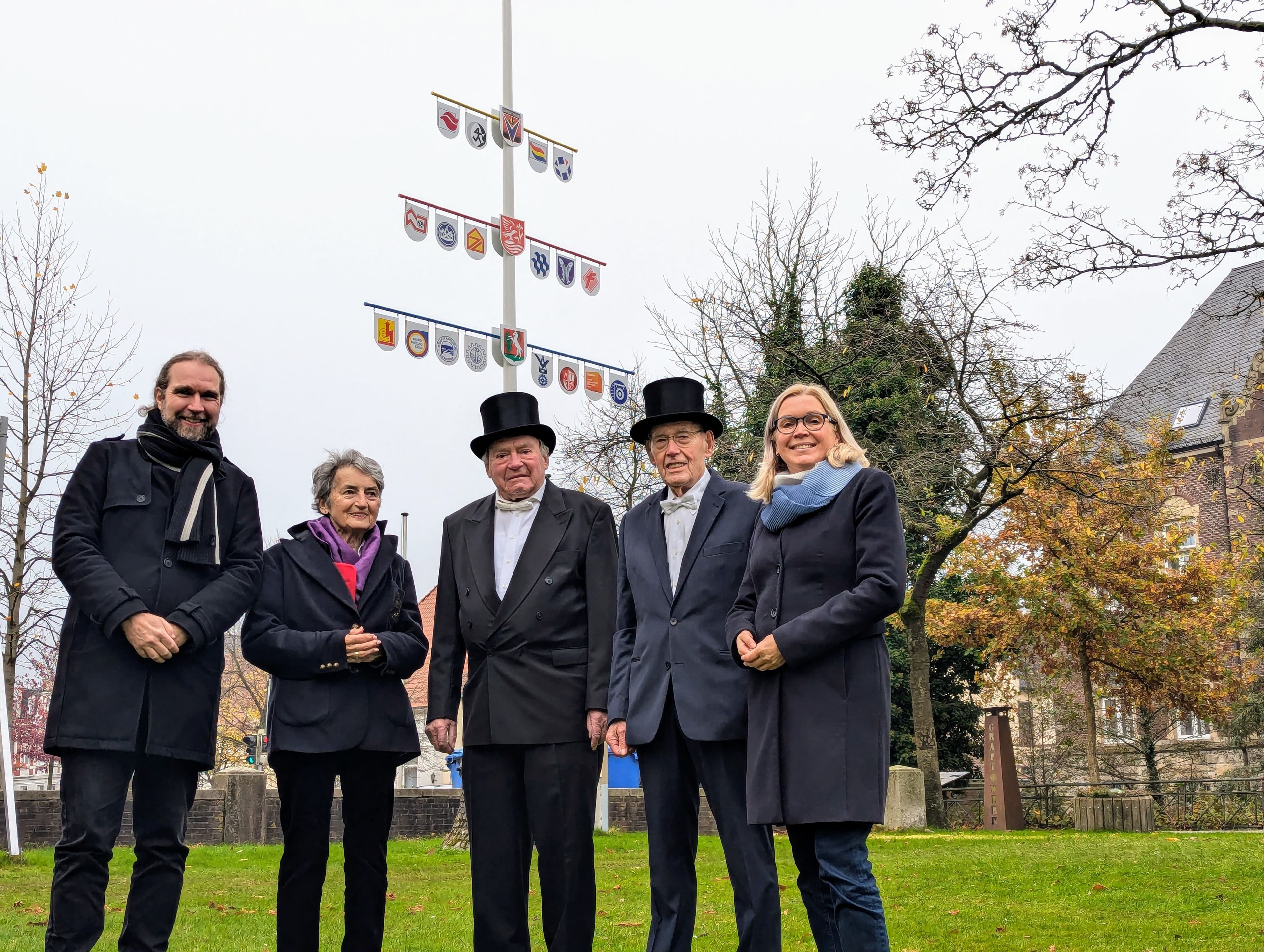 Der erneuerte Zunftbaum von Delmenhorst: Ein Zeichen kultureller Identität