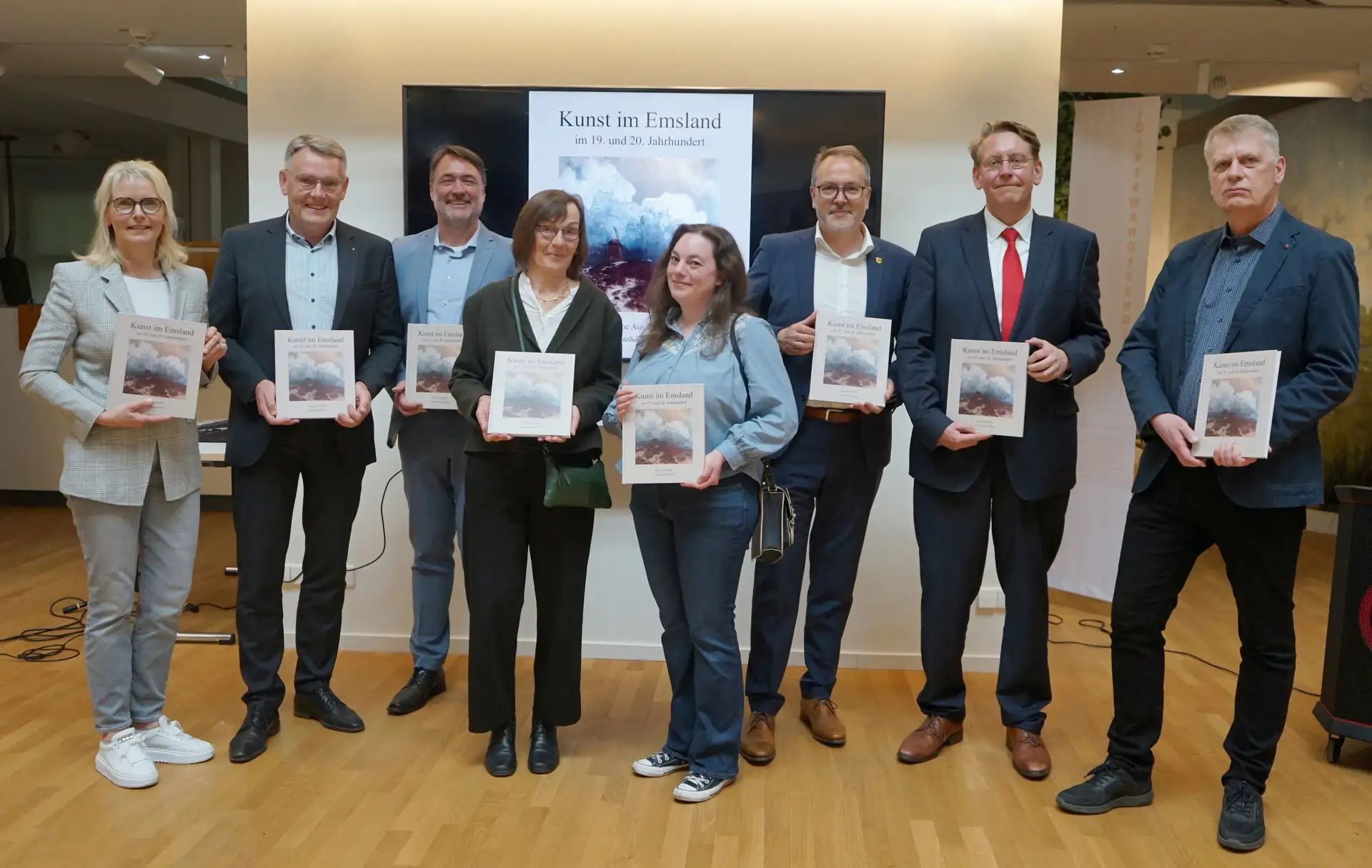 „Kunst im Emsland“: Eine Zeitreise von 1866 bis 1973 im Ausstellungskatalog