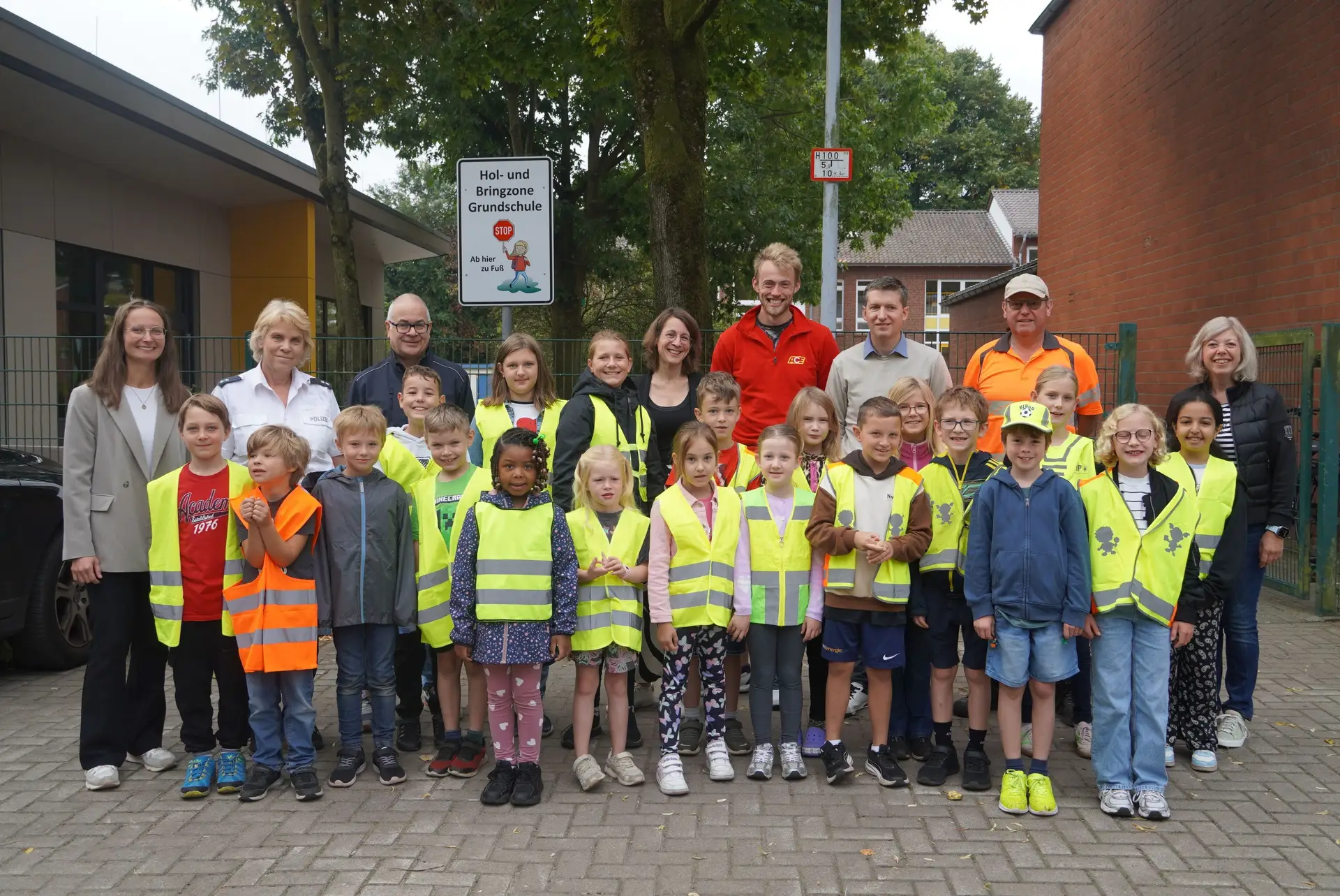 Neue Hol- und Bringzone an Lingener Schule
