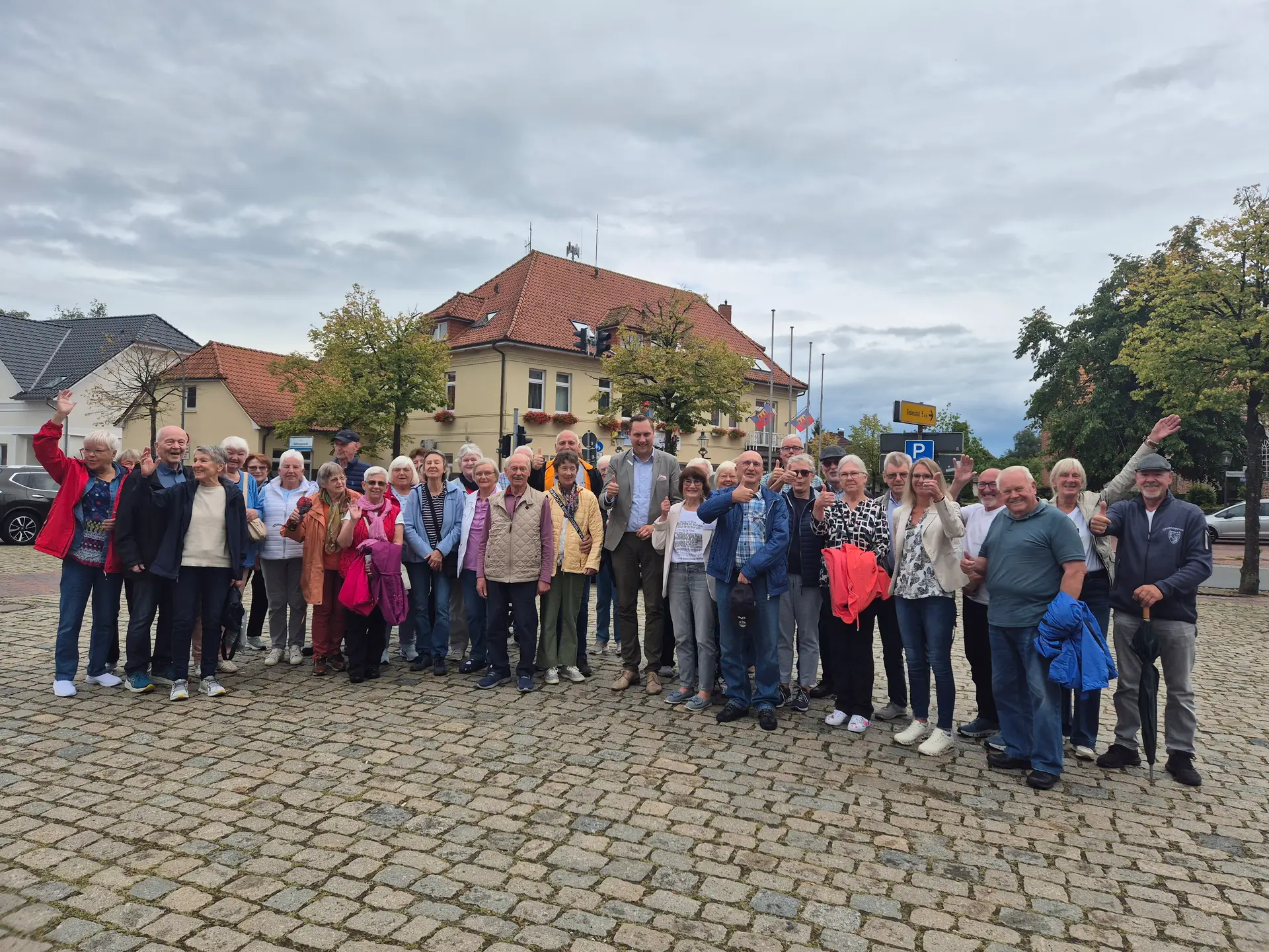 Bustour des Seniorenbeirats Apen: Eindrücke aus Ortsteilen und Bauerschaften