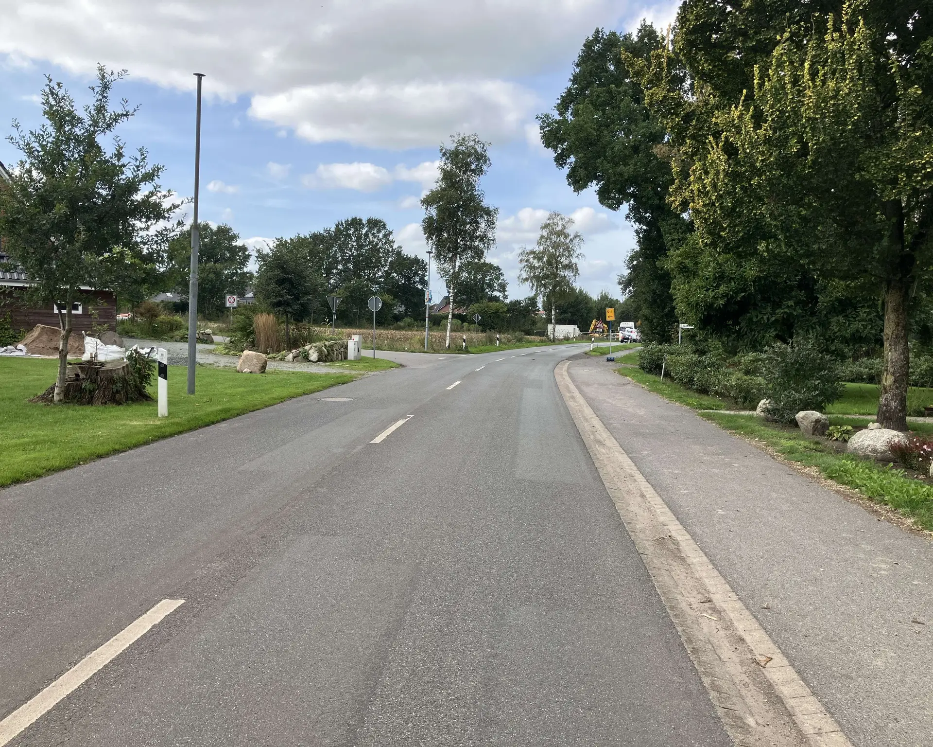 Bildzeile: Blick auf die Baustelle auf der K68.