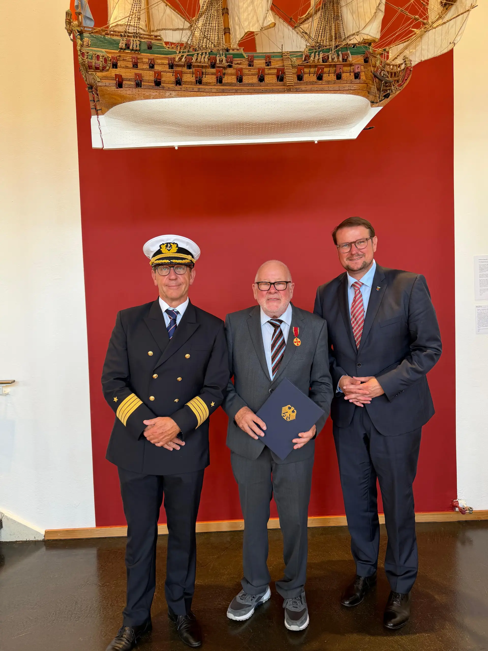 Heinz-Günther Buß erhält Verdienstmedaille für jahrzehntelanges ehrenamtliches Engagement